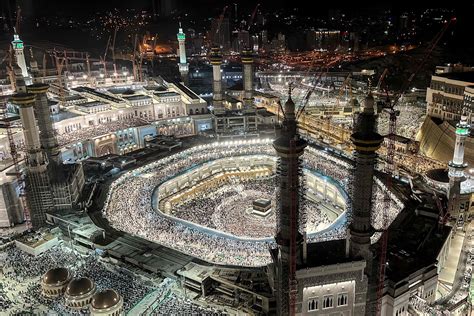 Muslims At Mecca