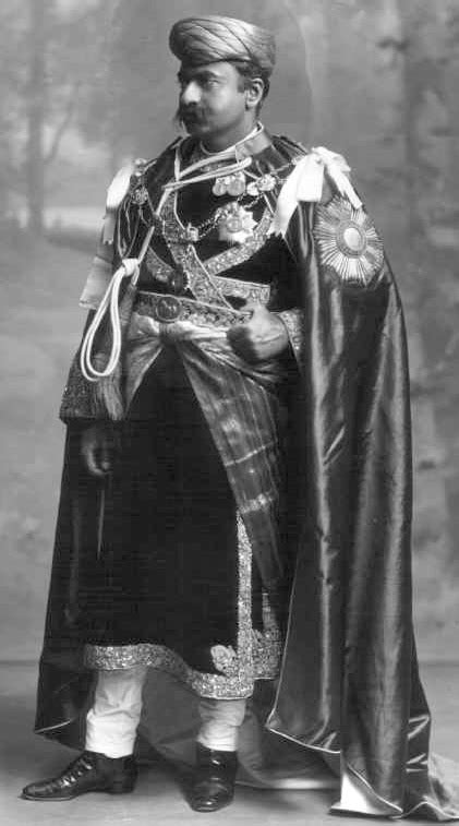 Maharaja of Gondal Bhagvat Singh - 1911 - Old Indian Photos