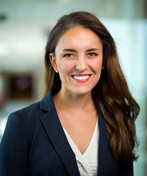 Woman vs Python Snake 的图像结果