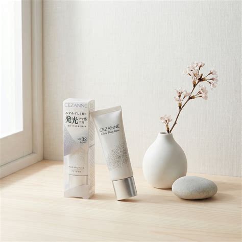 Cezanne Glow Skin Base SPF32 PA+++ 20g – Buy Me Japan
