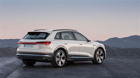 Audi e-tron 55 quattro (2020-2022) price and specifications - EV Database