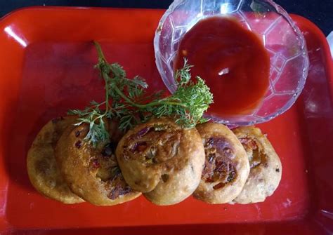 Veg pinwheel tikki roll Recipe by shilpa shivlani - Cookpad