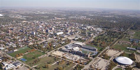 Urbana Champaign Campus Spotlight: University of Illinois Urbana ...