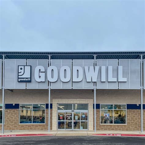 Goodwill Central Texas Robinson Ranch Store - 17151 Smyers Ln, Round ...