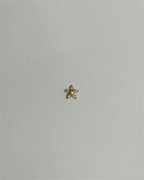 Open media 1 in modal