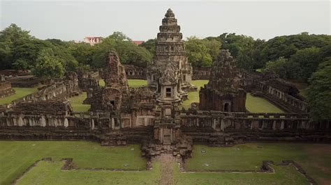 12350 YEAR OLD HINDU PHIMAI TEMPLE IN THAILAND WAS BUILT BY KERALA ...