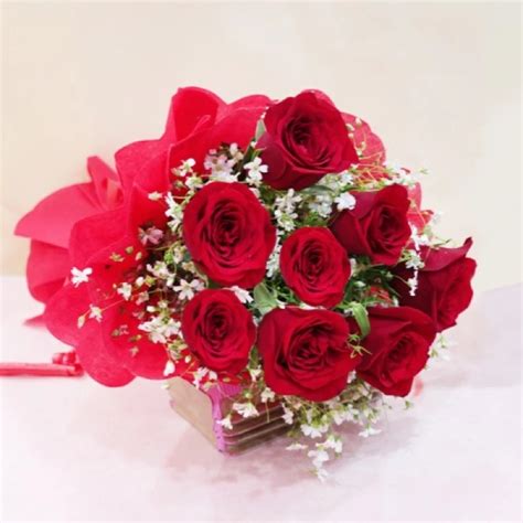 Order 8 Red Roses Bouquet online | Get same day delivery PAN India in 3 ...