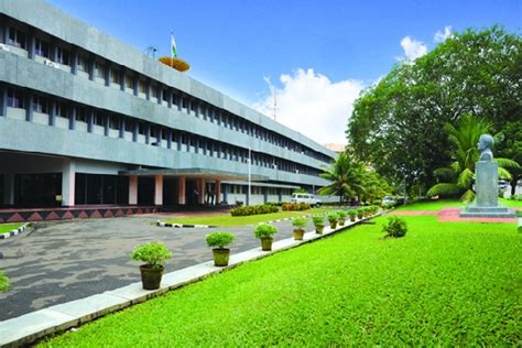 Kerala Will Set Up The First Space Tech Park In India - MobyGeek.com