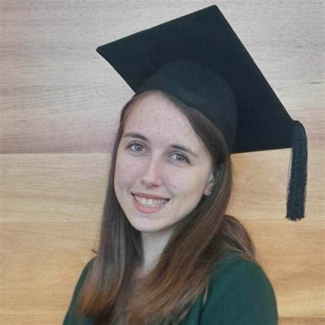 Elena - Greek teacher - ₹1629/h