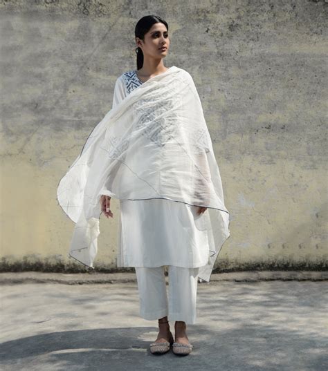 Ivory Embroidered Cotton Kurta & Chanderi Dupatta Set – Tulsi Online
