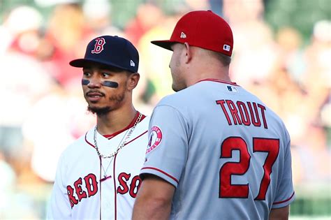 Dodgers: 3 reasons Mookie Betts will outperform Mike Trout this season
