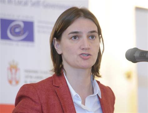 Ministarka ih hvali, tvrde da im fali 30 radnika - B92