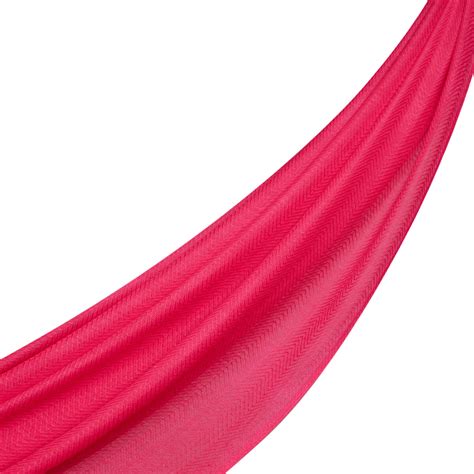 Fuchsia Herringbone Patterned Wool Silk Shawl | Ipekevi