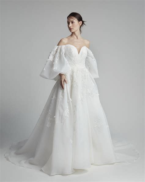 Sample Sale - Patsy's Bridal Boutique