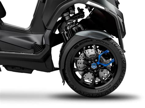 Piaggio MP3 Riding Tips 的图像结果