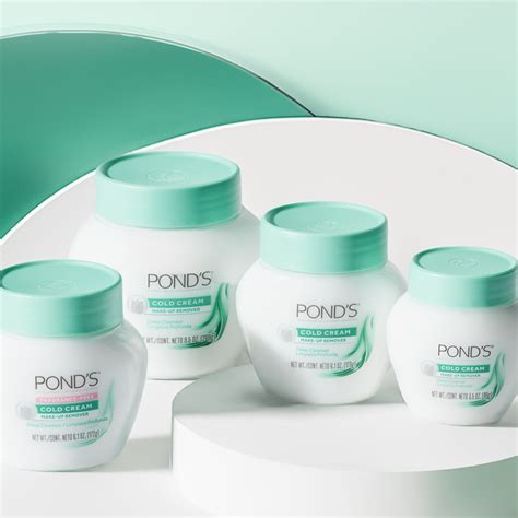 Clarant B3 Dark Spot Corrector for Dry Skin | Ponds – Ponds US