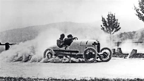 El regreso a casa del Austro-Daimler ADS-R "Sascha" - Porsche Newsroom ...