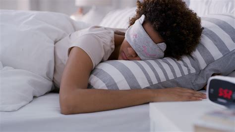 Why you're waking up with a stuffy nose