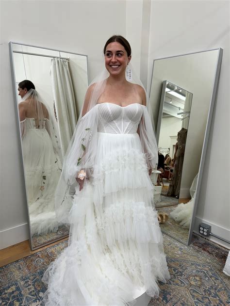 All Who Wander New Wedding Dress Save 40% - Stillwhite