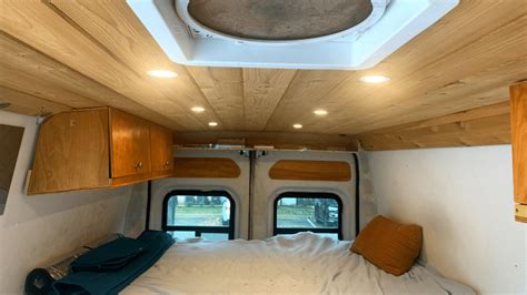 Van Electrics Explained 的图像结果