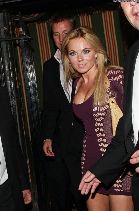 Geri Halliwell Celebrity Posing Hot Club Beautiful High Resolution Babe