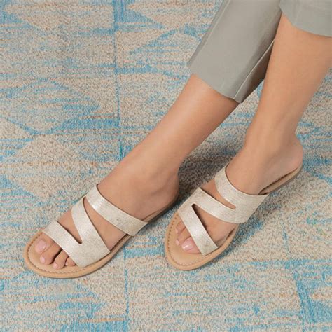 Buy Gold Women's Flats - The Snac Gold | Tresmode