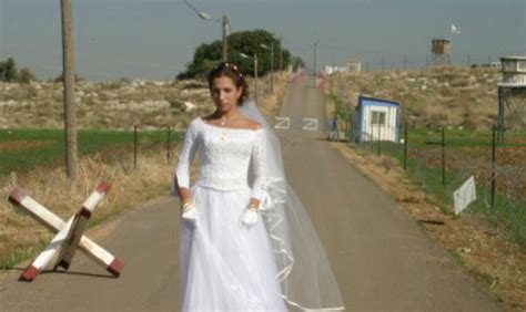 Syrian Bride Film 的图像结果