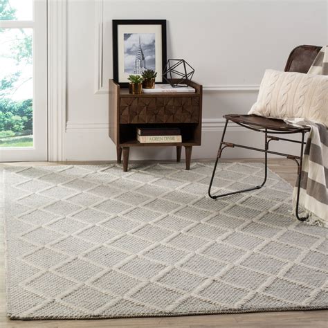 SAFAVIEH Natura Tracery Geometric Diamonds Wool Area Rug, Silver/Ivory ...