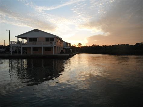 MOSQUITO LAGOON RV PARK (Oak Hill) - Campground Reviews & Photos ...