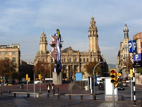 Curiouser and Curiouser: Visca el Barça i Visca Catalunya