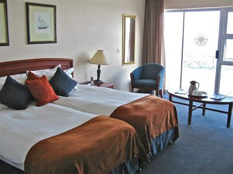 THE POINT HOTEL & SPA (Mossel Bay) - Hotel Reviews, Photos, Rate ...