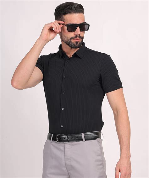 Black Stitchless Textured Short Sleeve Shirt – Westtera