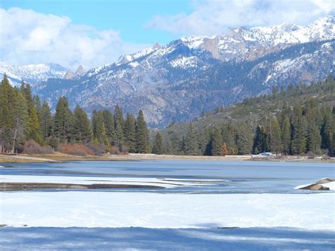 Hume Lake in Jan. 2013 | Frozen lake with distant mountains, Hume lake ...