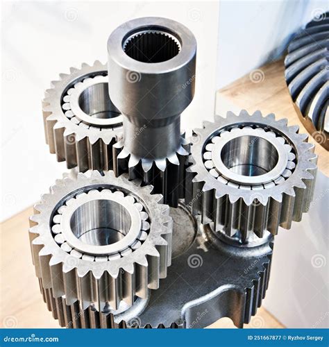 Epicyclic Gear Train Or Planetary Gearset With Cogwheels For Torque ...