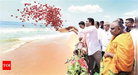 New Ports Will Be Gamechangers For Development Of State, Says Cm ...