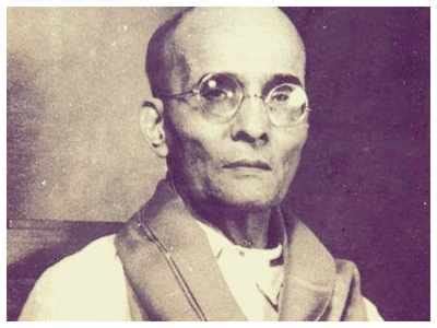 Veer Savarkar Jayanti 2020: Swwapnil Joshi, Prasad Oak and other ...
