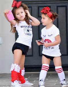 Jos-Daily: Uplifting: Cute Style icons - Little fashionista sisters ...