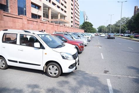 Tenant can't be denied flat owner's parking space: Maharashtra court