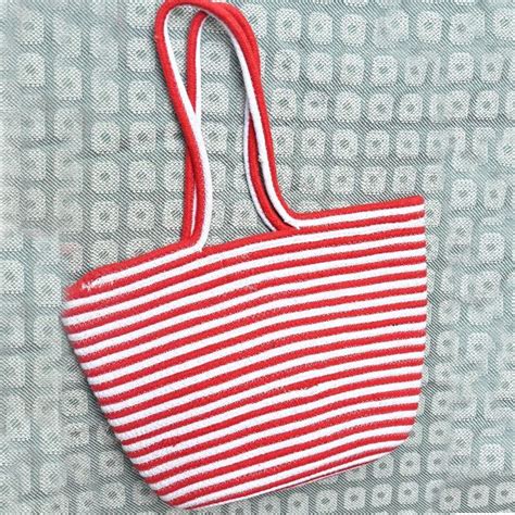 Star Fashion INC - HANDMADE BAGS- Shoulder Bags