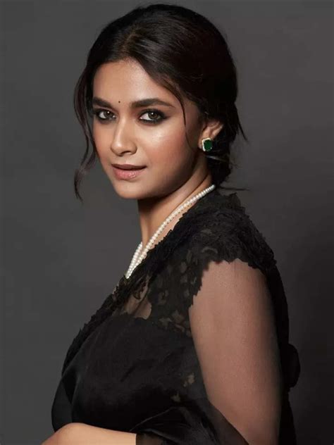 'Dasara' girl Keerthy Suresh in gorgeous silk sarees | Times of India