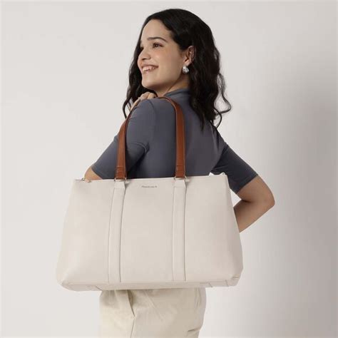Buy Online PowerMode Laptop Tote - f253ltlas02wh1 | Fastrack