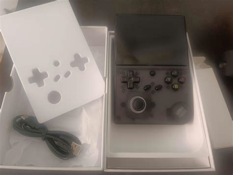 ANBERNIC RGCubeXX Handheld Retro Gaming Console – Dual Joystick 3.95 ...