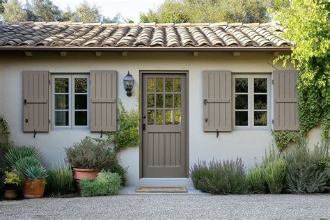 24 House and Shutter Color Combinations - Dwellect