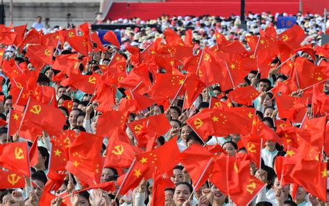 庆祝新中国成立70周年模板-包图网