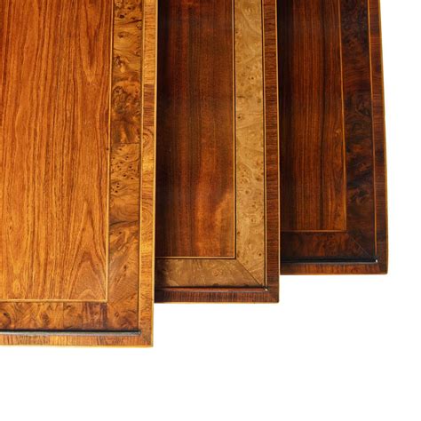Fine and unusual nest of three Regency tables | BADA