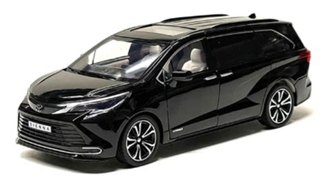 Toyota Sienna Mini Van black 1/24 Mijo | tsugai