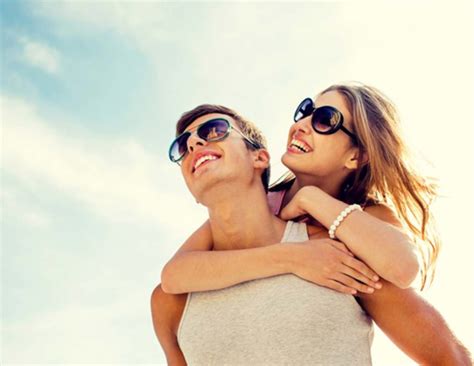 5 Intimacy Games To Turn Your Partner ON - lifeberrys.com