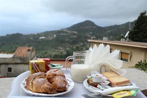 LE NUOVE PORTE DI TAORMINA - Lodge Reviews, Photos, Rate Comparison ...