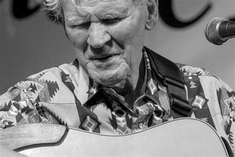 Doc Watson Guitar Lessons 的图像结果