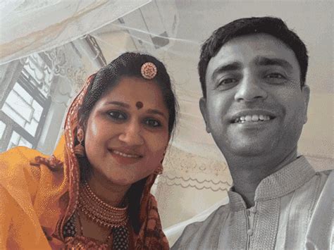 Amit Shah pays tribute to Vijay Rupani in Rajkot; Kota doctor escapes ...
